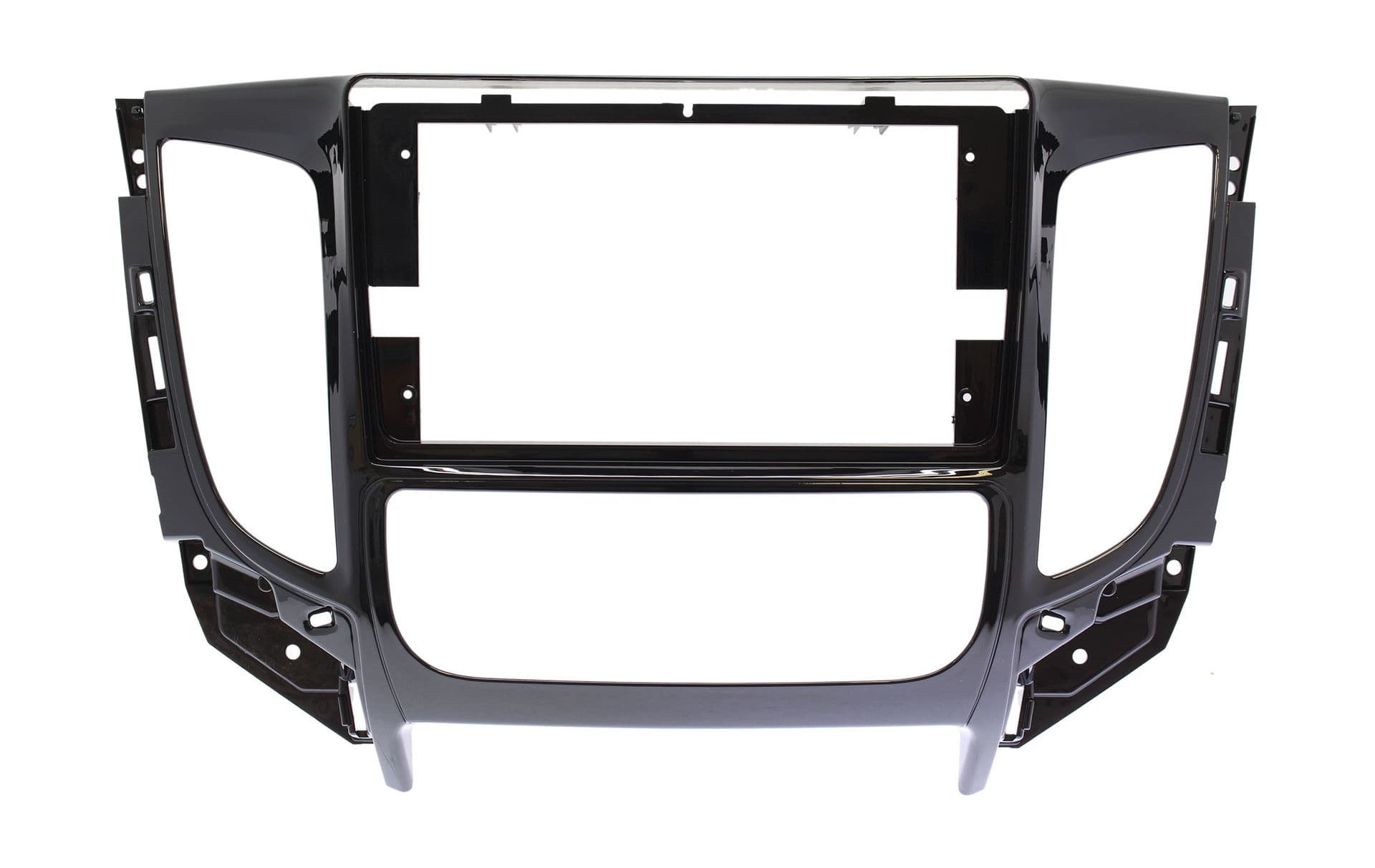 Рамка магнитолы 9" на MITSUBISHI L 200, Triton 2015-2018 С климат контролем